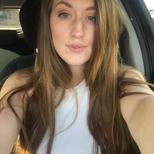 Meet your Posher, Hailey